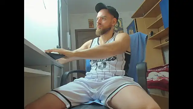 Snapshot of JaceBlaze chatting on October 20, 2025, 2:34 am JaceBlaze online show from October 20, 2025, 2:34 am