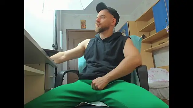 Snapshot of JaceBlaze chatting on October 22, 2025, 4:24 am JaceBlaze online show from October 22, 2025, 4:24 am