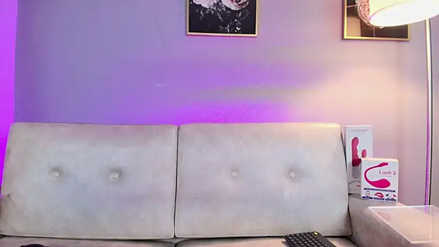 SweetEuphoria  online show from December 17, 2025, 7:31 pm