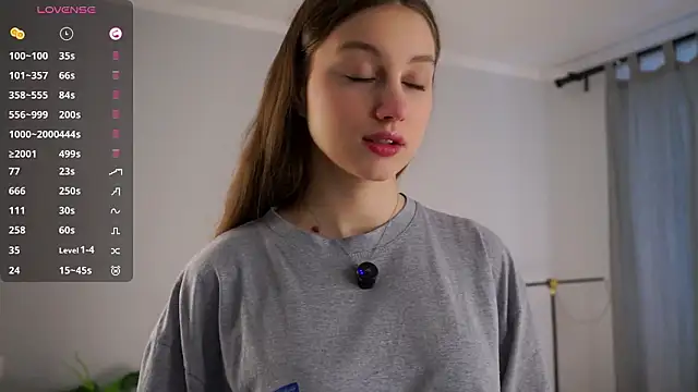 Snapshot of MercBoone chatting on March 11, 2026, 8:42 am MercBoone online show from March 11, 2026, 8:42 am