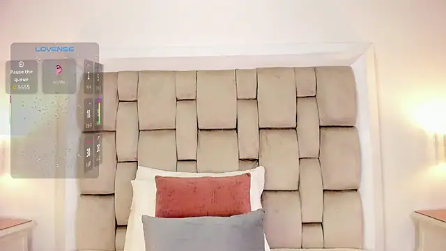 frehia dimou online show from May 8, 2026, 11:26 am
