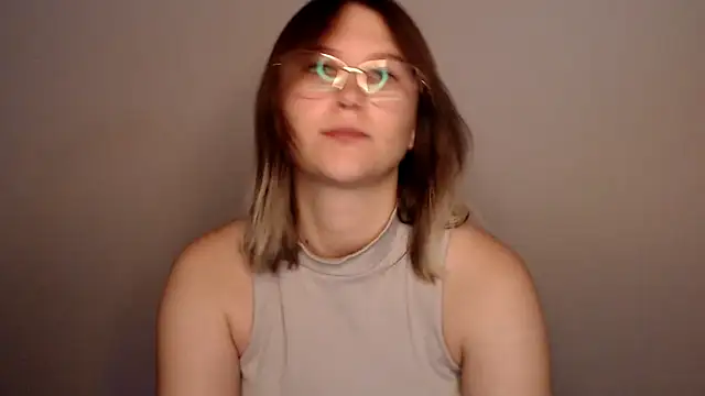 Lunvia online show from September 13, 2025, 4:23 am