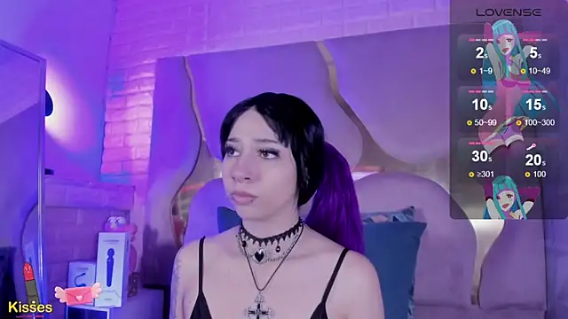 Niina Sissy online show from June 28, 2026, 5:02 am