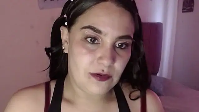 Snapshot of Salma_deep chatting on October 4, 2025, 6:39 pm Salma deep online show from October 4, 2025, 6:39 pm
