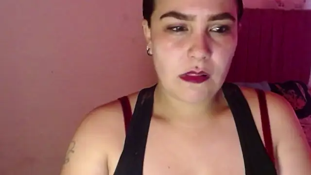 Snapshot of Salma_deep chatting on October 19, 2025, 5:24 pm Salma deep online show from October 19, 2025, 5:24 pm