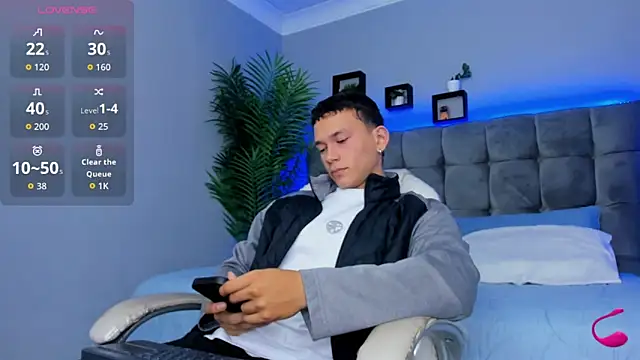 Thomas moon online show from March 24, 2026, 12:32 pm