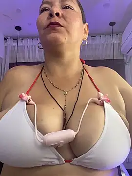 Snapshot of Sussan__ chatting on September 19, 2025, 11:55 am Sussan online show from September 19, 2025, 11:55 am