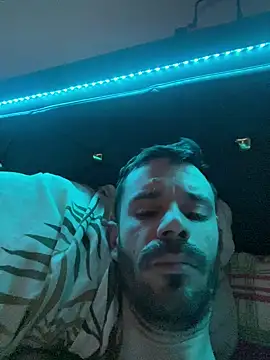 lolo7121 online show from February 13, 2026, 8:32 am