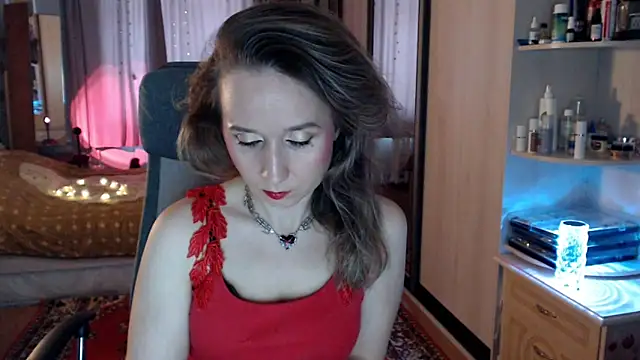 ClassyInna online show from November 13, 2025, 8:46 am