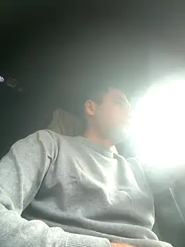 Torissimo92 online show from September 27, 2025, 6:51 am