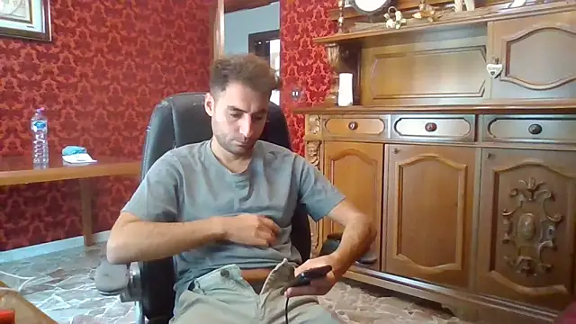 Torissimo92 online show from October 17, 2025, 10:18 am