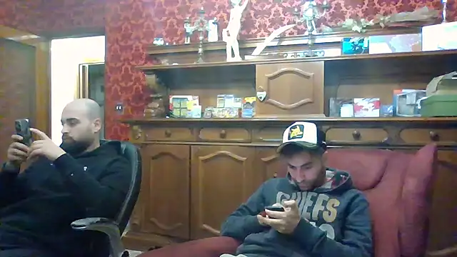 Torissimo92 online show from February 4, 2026, 5:41 pm