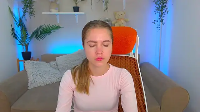 Spicy Lexi online show from September 13, 2025, 6:24 am