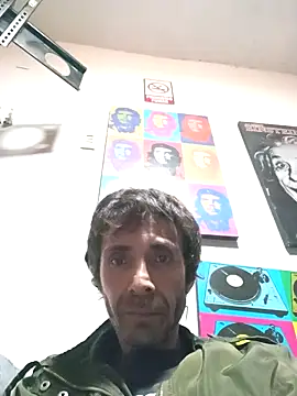 Snapshot of githot chatting on November 17, 2025, 9:37 am githot online show from November 17, 2025, 9:37 am