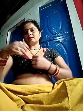 Hot komal1 online show from May 8, 2026, 9:20 pm
