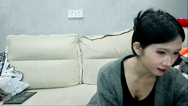 xiaoLI-2025 online show from October 26, 2025, 2:56 pm