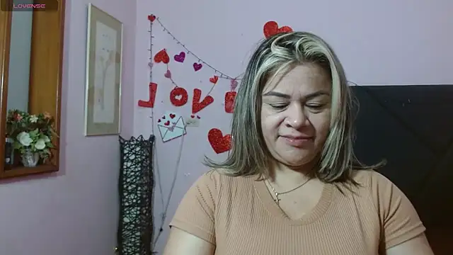 pamela echeverria online show from June 6, 2026, 11:48 am