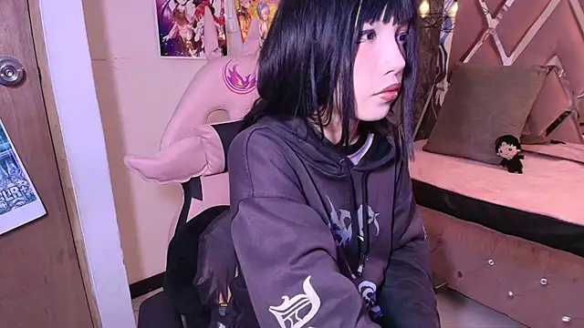 Terraelowen online show from February 3, 2026, 11:37 am