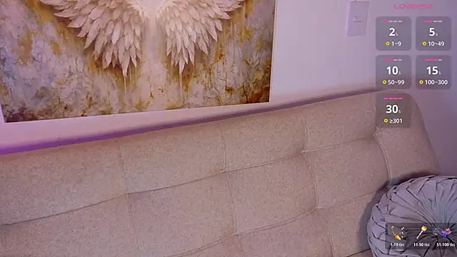 Snapshot of Sofia_Stanley chatting on March 18, 2026, 3:42 am Sofia Stanley online show from March 18, 2026, 3:42 am