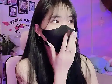 keelinnn19 online show from September 24, 2025, 6:44 pm