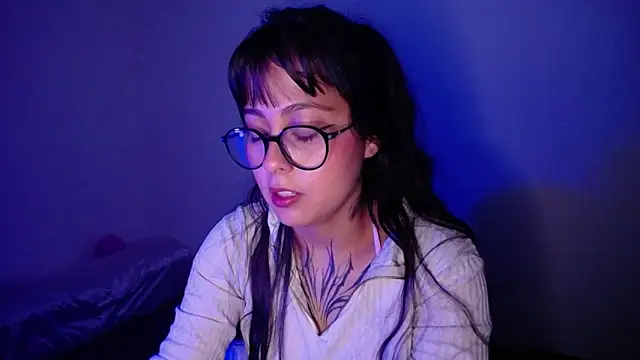 sophiaa 7 online show from March 25, 2026, 3:23 am