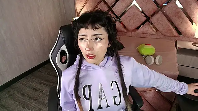 Babyyrasta666 online show from November 30, 2025, 2:59 am