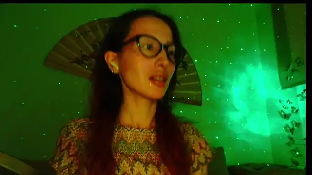 KiotoShine online show from October 12, 2025, 5:12 pm