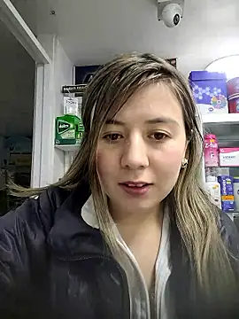 Snapshot of Sophie_del_Castillo chatting on January 7, 2026, 12:46 am Sophie del Castillo online show from January 7, 2026, 12:46 am