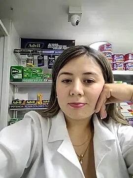 Snapshot of Sophie_del_Castillo chatting on January 17, 2026, 1:21 am Sophie del Castillo online show from January 17, 2026, 1:21 am