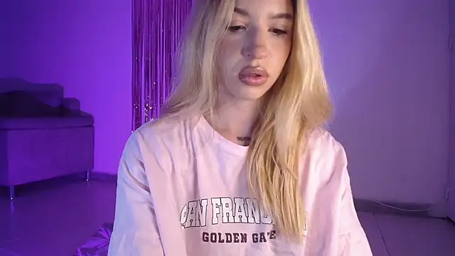 Alina Lee t online show from October 4, 2025, 2:42 am