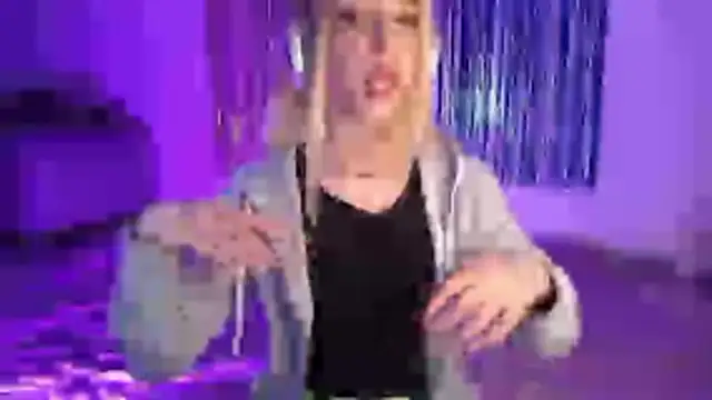 Alina Lee t online show from October 25, 2025, 2:52 am