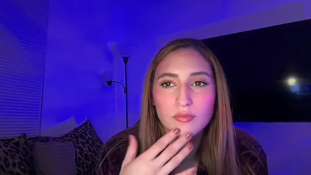 miasecretx online show from February 22, 2026, 4:02 am