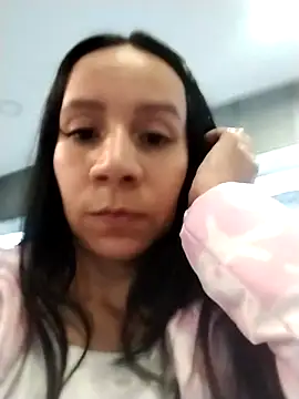 Snapshot of solpeich chatting on February 6, 2026, 11:57 am solpeich online show from February 6, 2026, 11:57 am