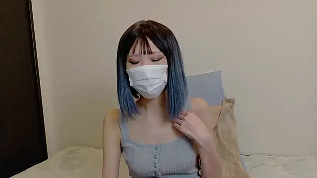 sarina at online show from May 11, 2026, 4:29 am