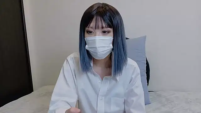 sarina at online show from June 11, 2026, 4:21 am