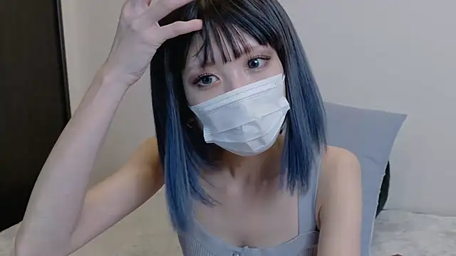 sarina at online show from July 11, 2026, 7:33 am