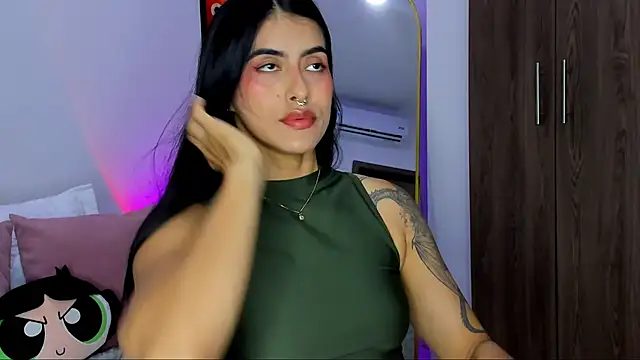 Snapshot of Valkyrie_sky chatting on October 29, 2025, 4:15 am Valkyrie sky online show from October 29, 2025, 4:15 am