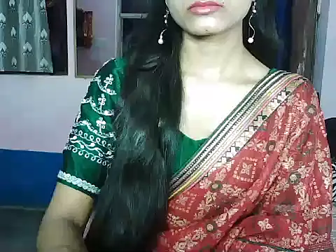 Snapshot of ROSE_GOLDE chatting on October 12, 2025, 3:55 pm ROSE GOLDE online show from October 12, 2025, 3:55 pm