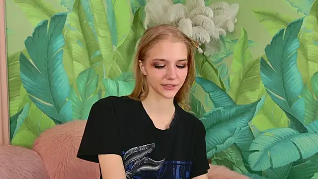 Snapshot of 4example_Chloe chatting on March 29, 2026, 5:40 am 4example Chloe online show from March 29, 2026, 5:40 am