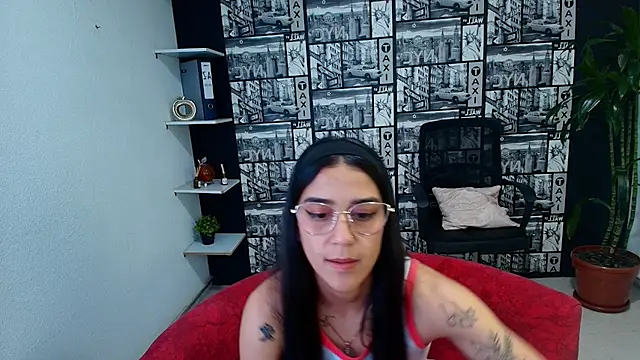 DanielaMonroe online show from May 6, 2026, 11:21 pm