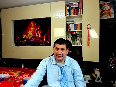 SpartacusDaddy48 online show from February 4, 2026, 2:01 pm