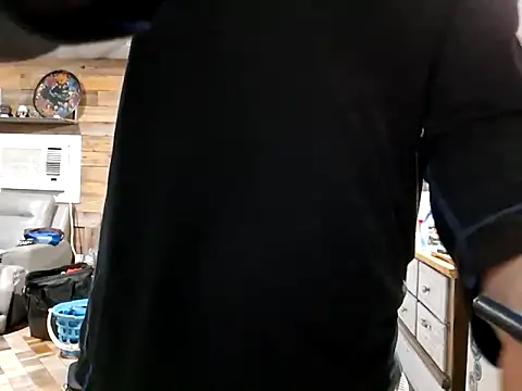 Snapshot of Billysch@xh chatting on December 4, 2025, 12:42 am Billyschxh online show from December 4, 2025, 12:42 am