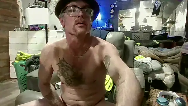 Snapshot of Billysch@xh chatting on February 7, 2026, 11:52 pm Billyschxh online show from February 7, 2026, 11:52 pm