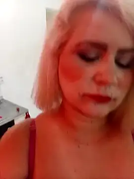 flavinhasensual online show from November 13, 2025, 5:23 pm