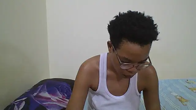 Snapshot of Miss-Hennessy chatting on December 15, 2025, 8:02 pm Miss-Hennessy online show from December 15, 2025, 8:02 pm