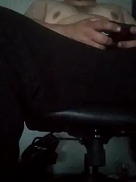 Snapshot of raredick chatting on October 3, 2025, 4:09 am raredick online show from October 3, 2025, 4:09 am