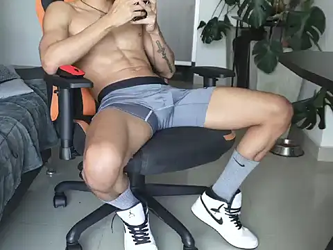 Vbenz28 online show from March 22, 2026, 12:52 pm