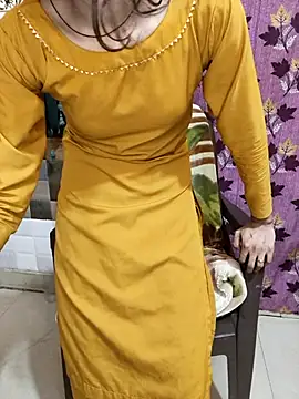 Snapshot of Cute_Manju01 chatting on September 14, 2025, 3:55 pm Cute Manju01 online show from September 14, 2025, 3:55 pm