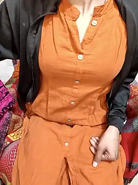 Snapshot of Cute_Manju01 chatting on January 13, 2026, 3:34 am Cute Manju01 online show from January 13, 2026, 3:34 am