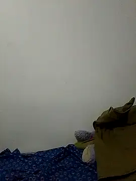 Amorrochyz online show from October 5, 2025, 7:17 am